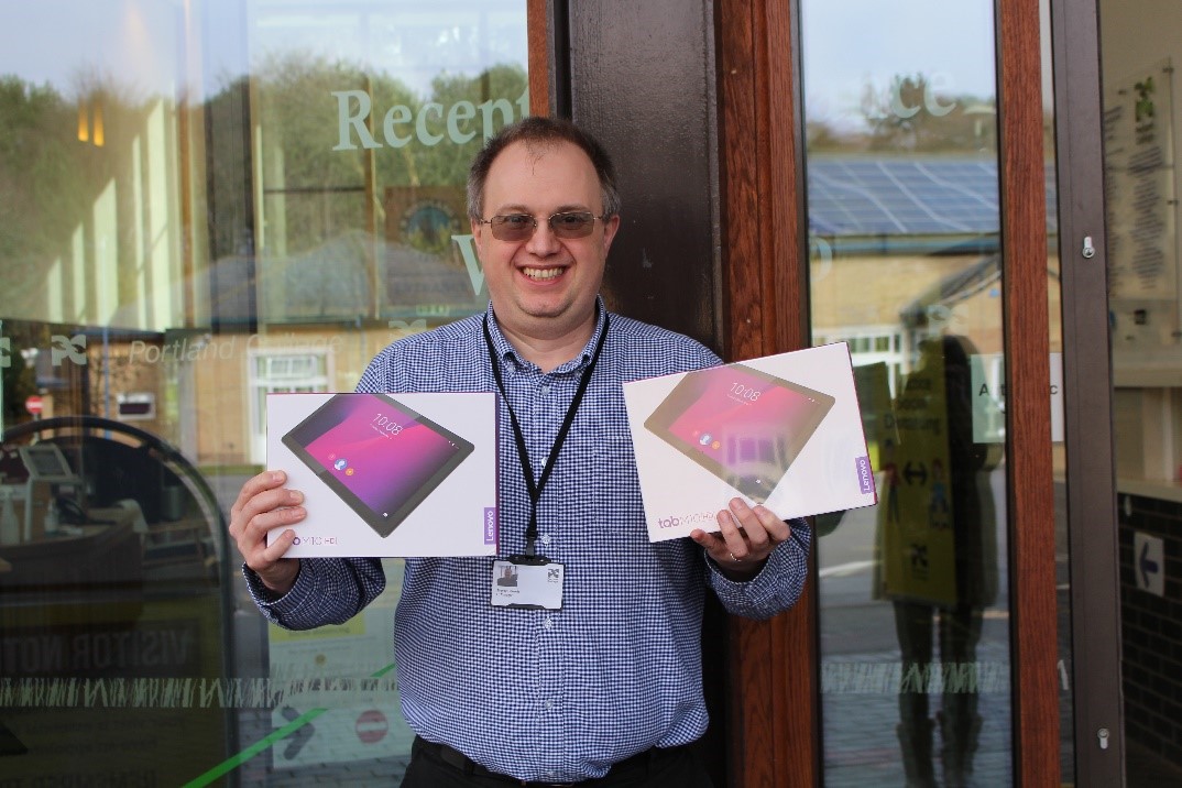 Generous Parents Donate Tablets