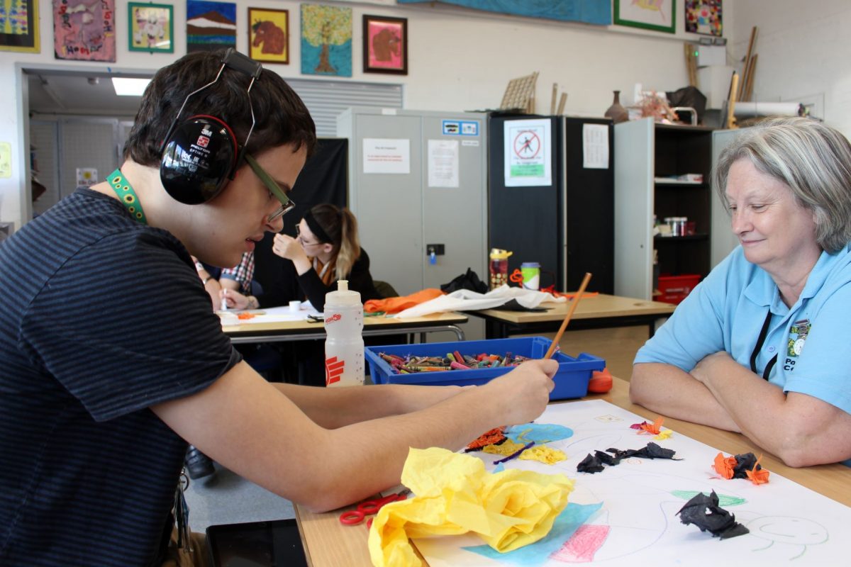 Learner in art class